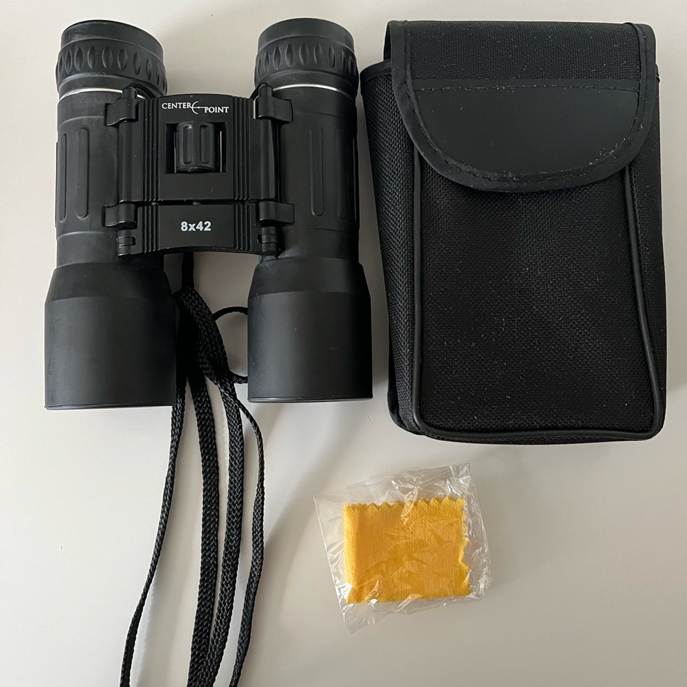 Centerpoint 8*42 compact binoculars